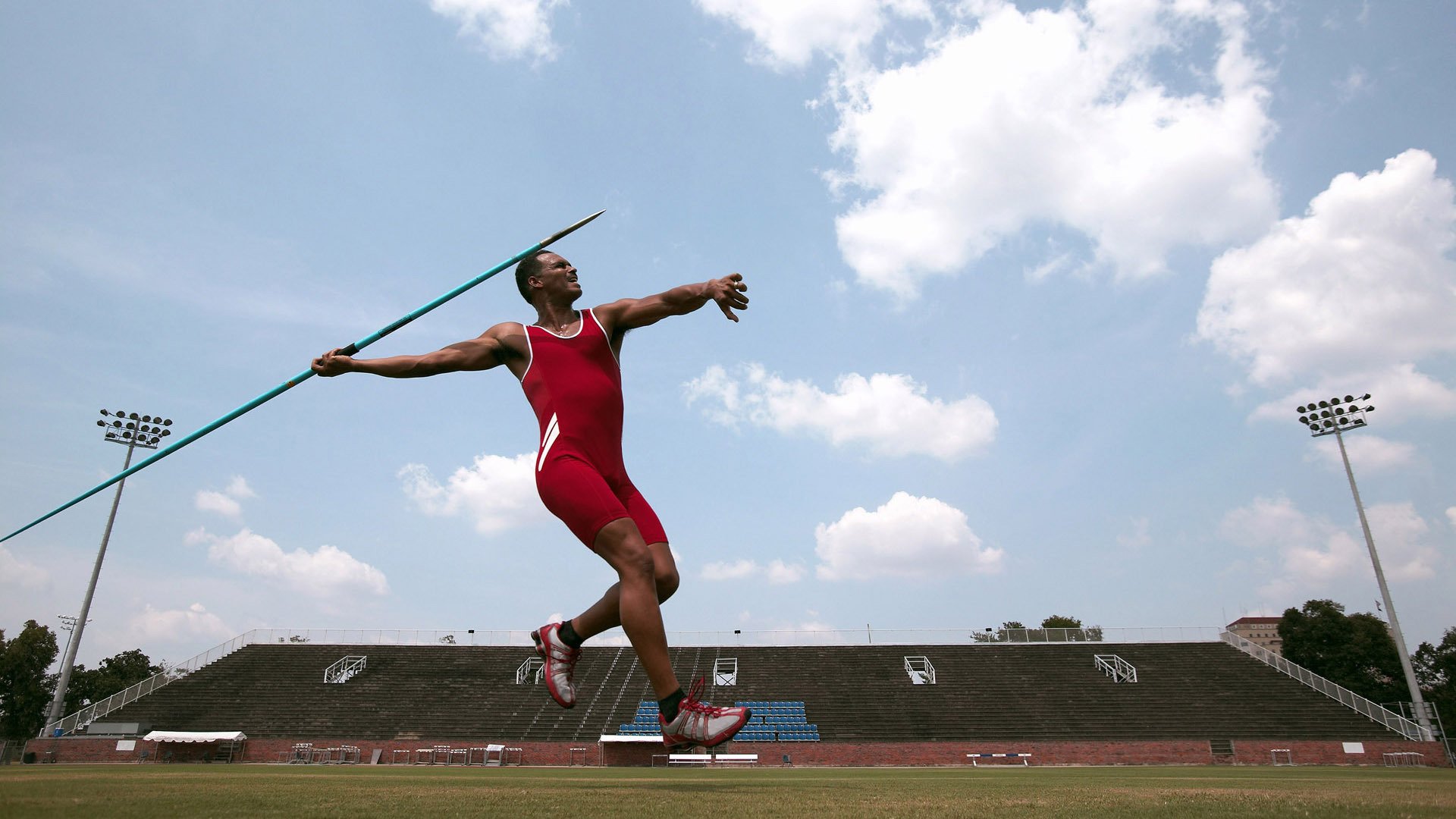 骑士拿下爵士，班凯罗成为关键先生，当非典型英雄改写剧本